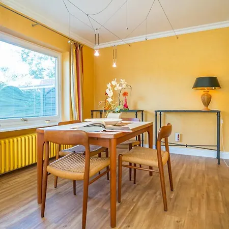 Schallers Hues 1 Lejlighed *