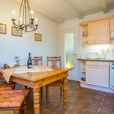 Schallers Hues 1 * Sylt