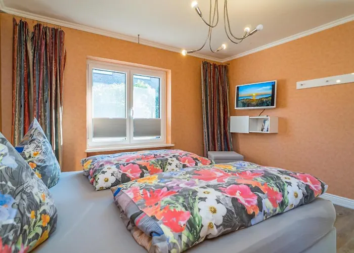 Schallers Hues 1 * Sylt